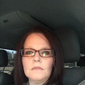 Meet your Posher, Corina